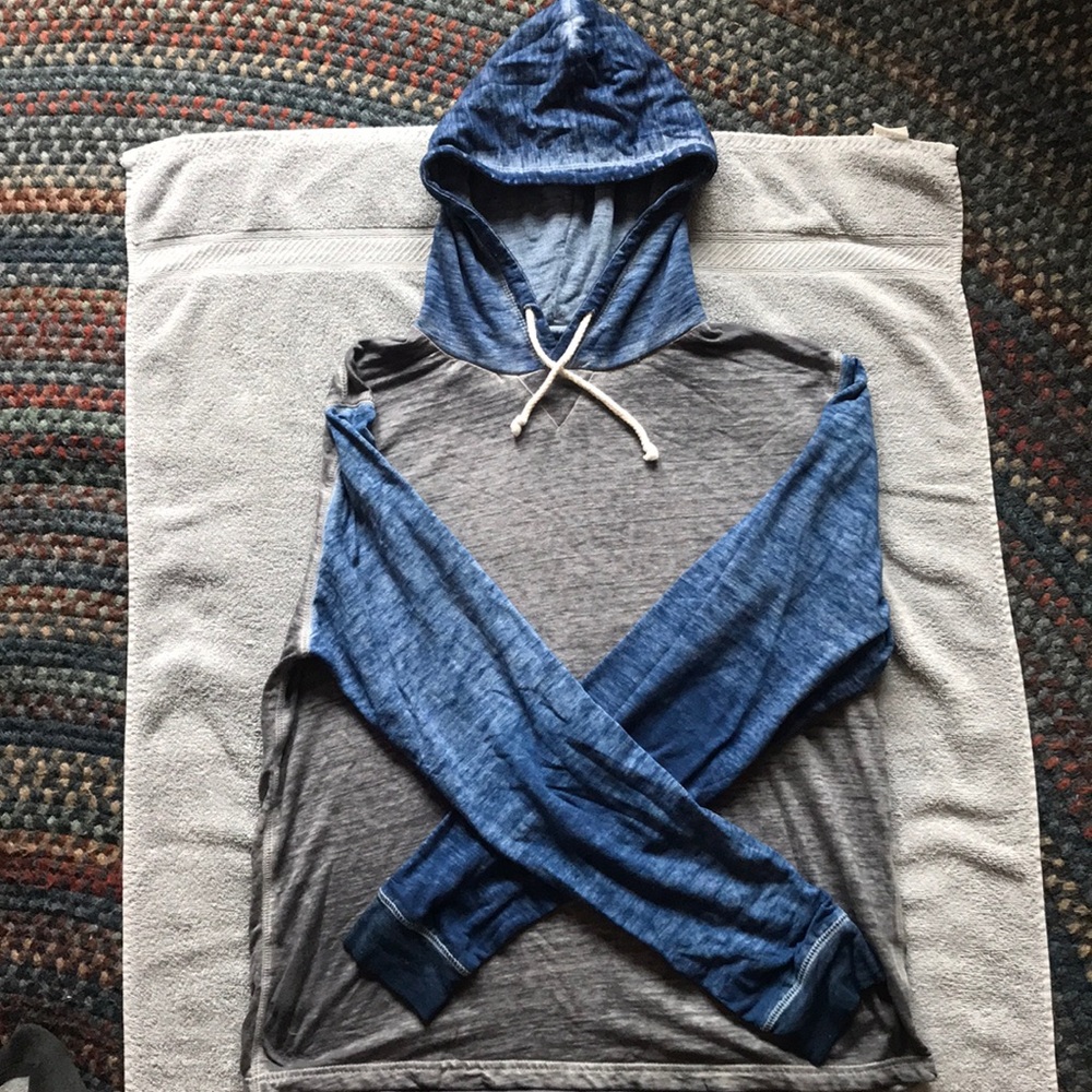 Men’s L Threads 4 Thought Sweatshirt